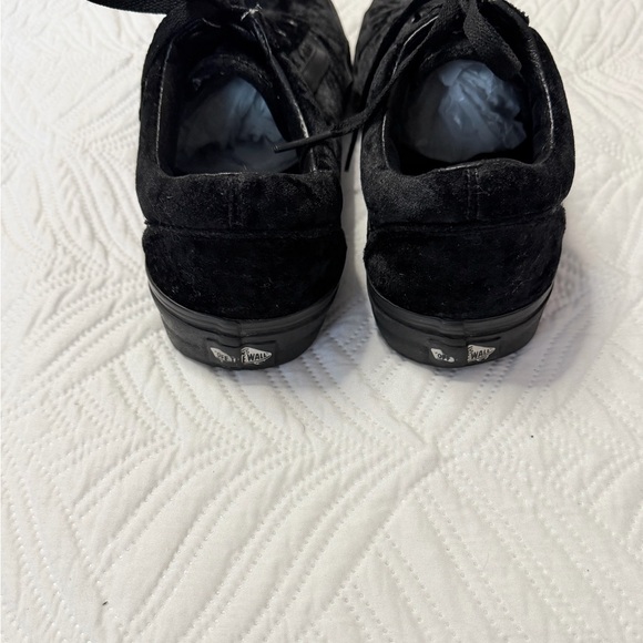 Vans Old School Women’s Black Velvet Low Top Sneakers. Size 9.5 - Picture 7 of 8